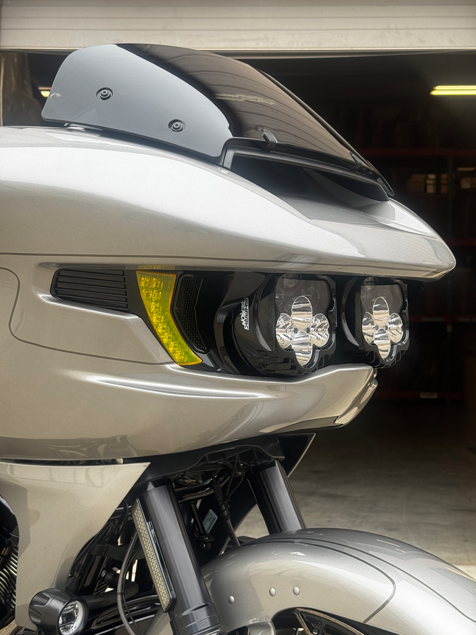 Shark Demon® 2 Headlight Light - W/ Speed Plates