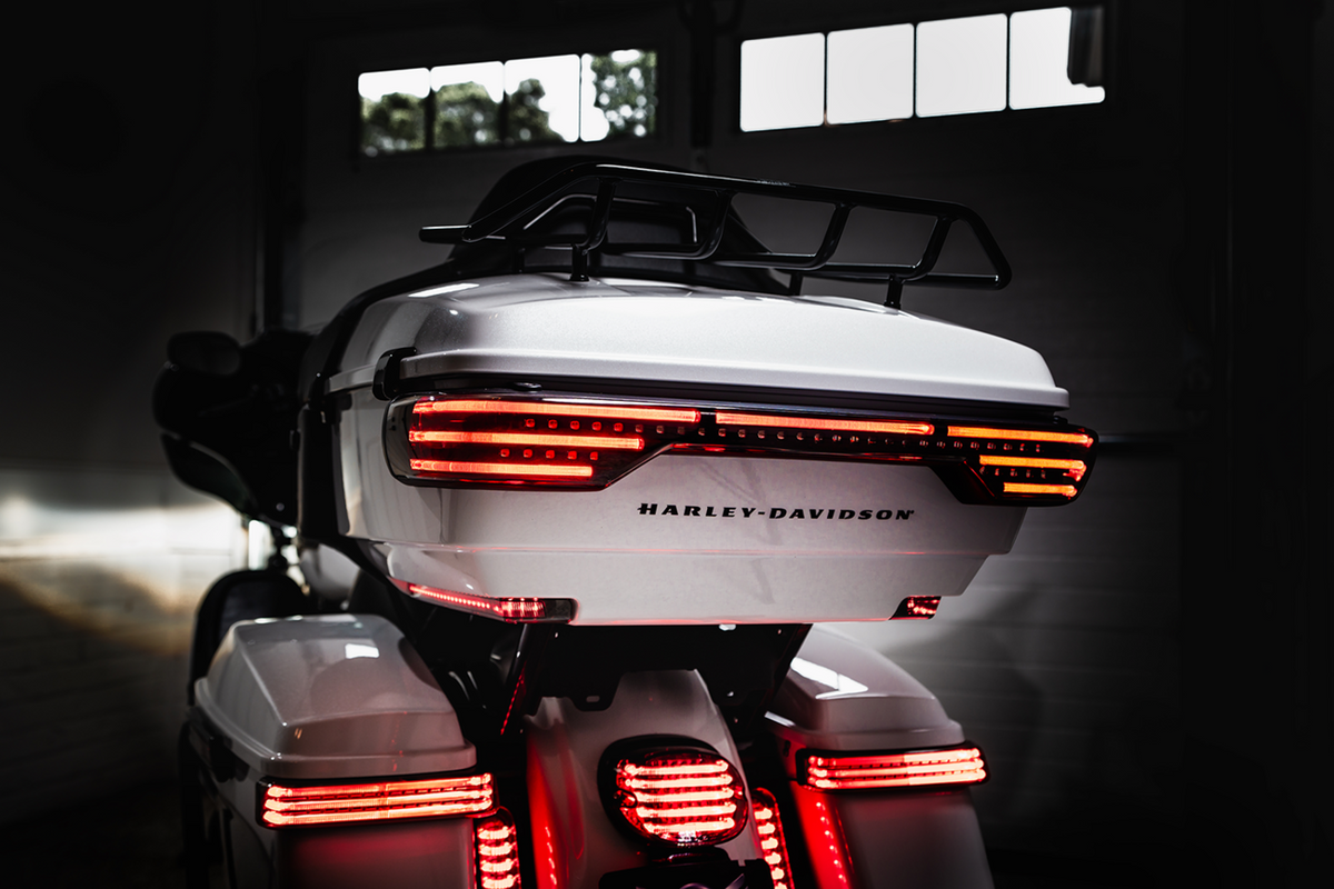 Saddlebag LED Lights - Sequential - Black/Smoke