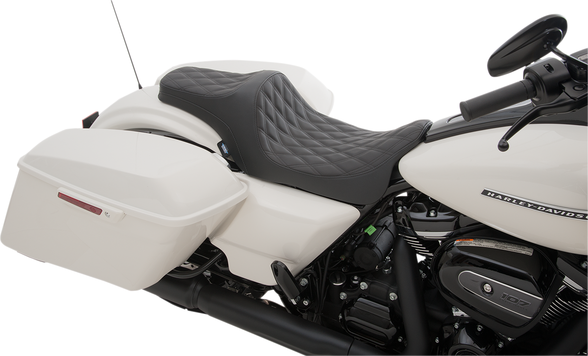 Predator III Seat - Double Diamond - Black Stitiched - FL '08-'23