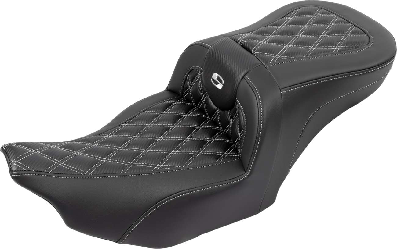 RoadSofa™ Seat - With Backrest - Carbon Fiber - Lattice Stitch - Silver Stitch - FLTR/FLHX '23-'24