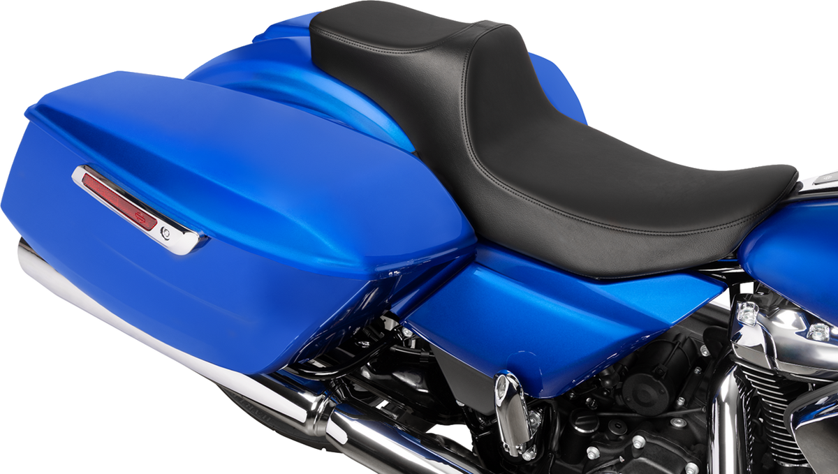 Extended Reach Predator III Seat - Vinyl/Solar Reflective Leather - Slipstop - FLH/FLT '23-'24