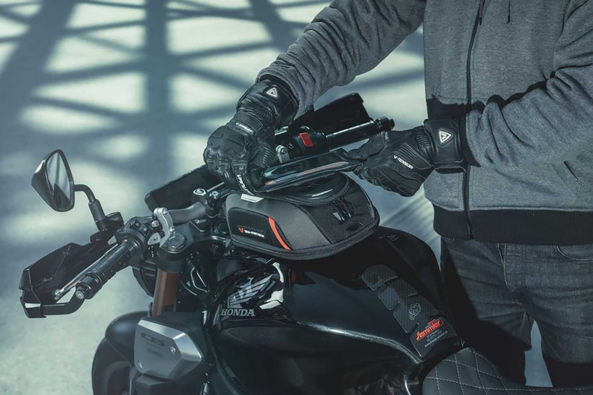 Smartphone Drybag - MOLLE