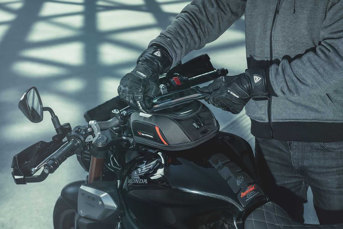 Smartphone Drybag - MOLLE