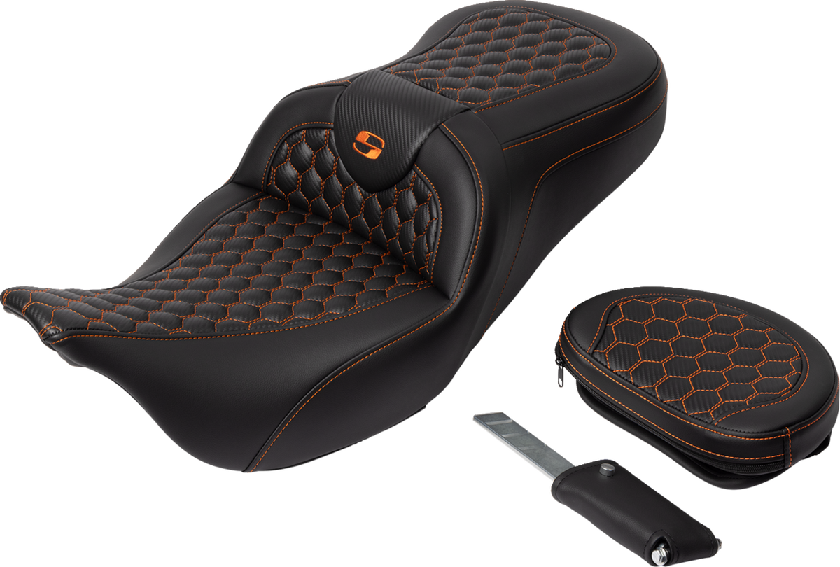 RoadSofa™ Seat - Honeycomb - Orange Stitch - With Backrest - FLH/FLT '08-'23