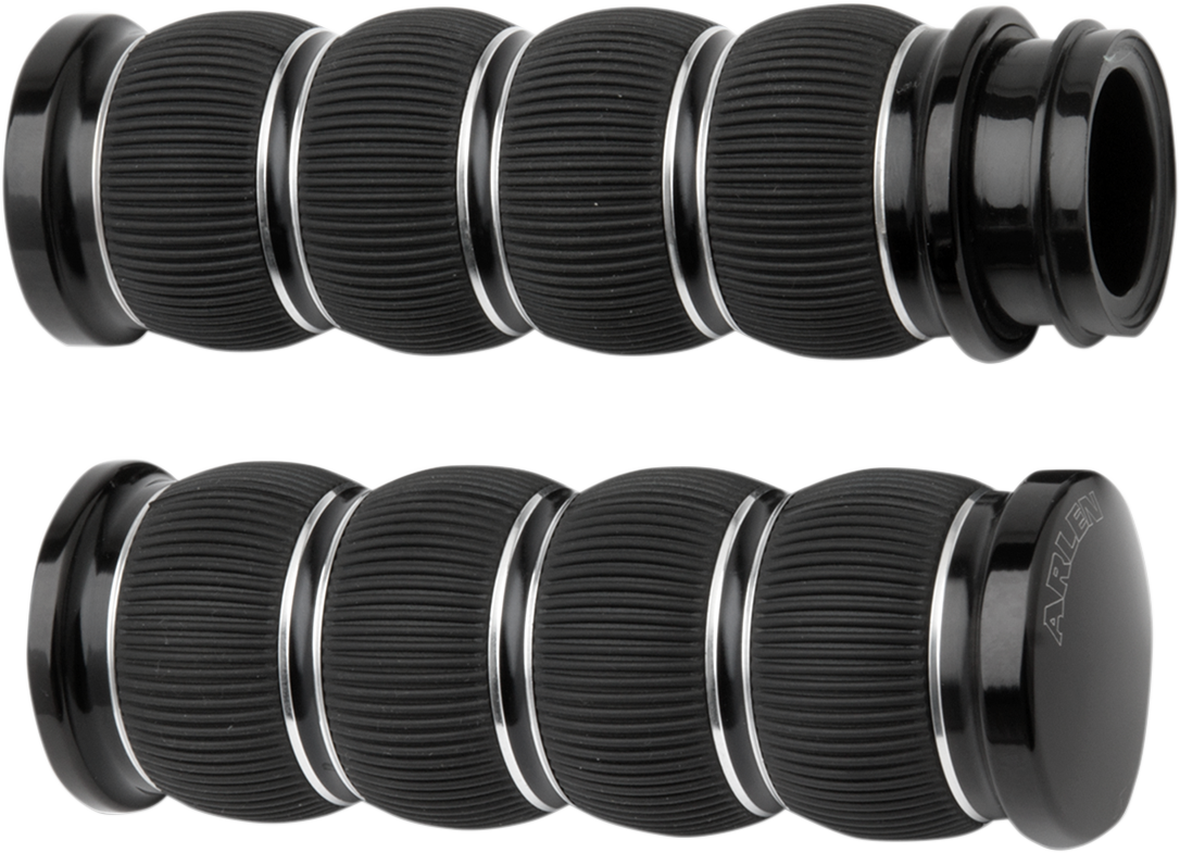Fusion Ring Leader Grips - TBW - Black