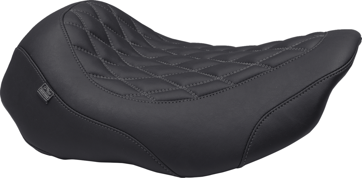 Wide Tripper™ Seat - Solo - Gun Metal Stitching - FLT/FLH '23-'25