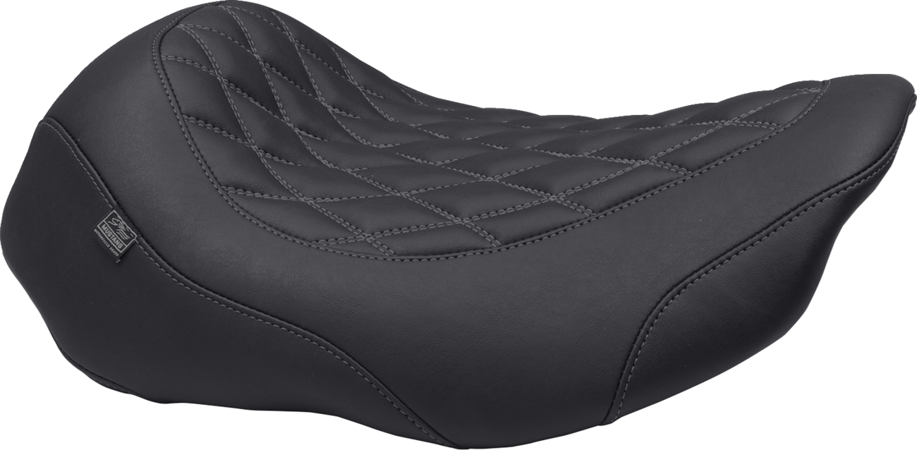 Wide Tripper™ Seat - Solo - Gun Metal Stitching - FLT/FLH '23-'25
