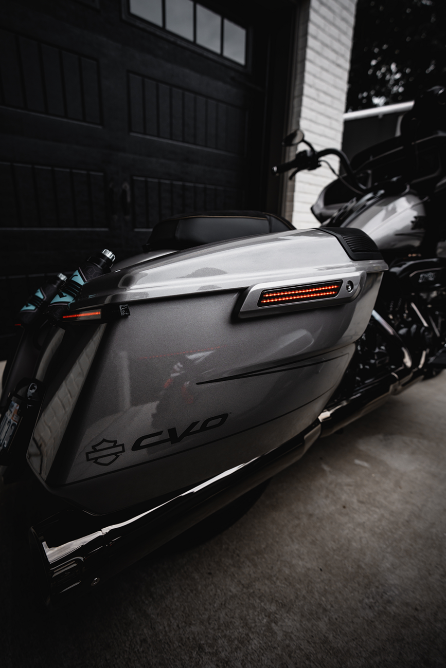 Dual Color LED Saddlebag Latch Lightz™