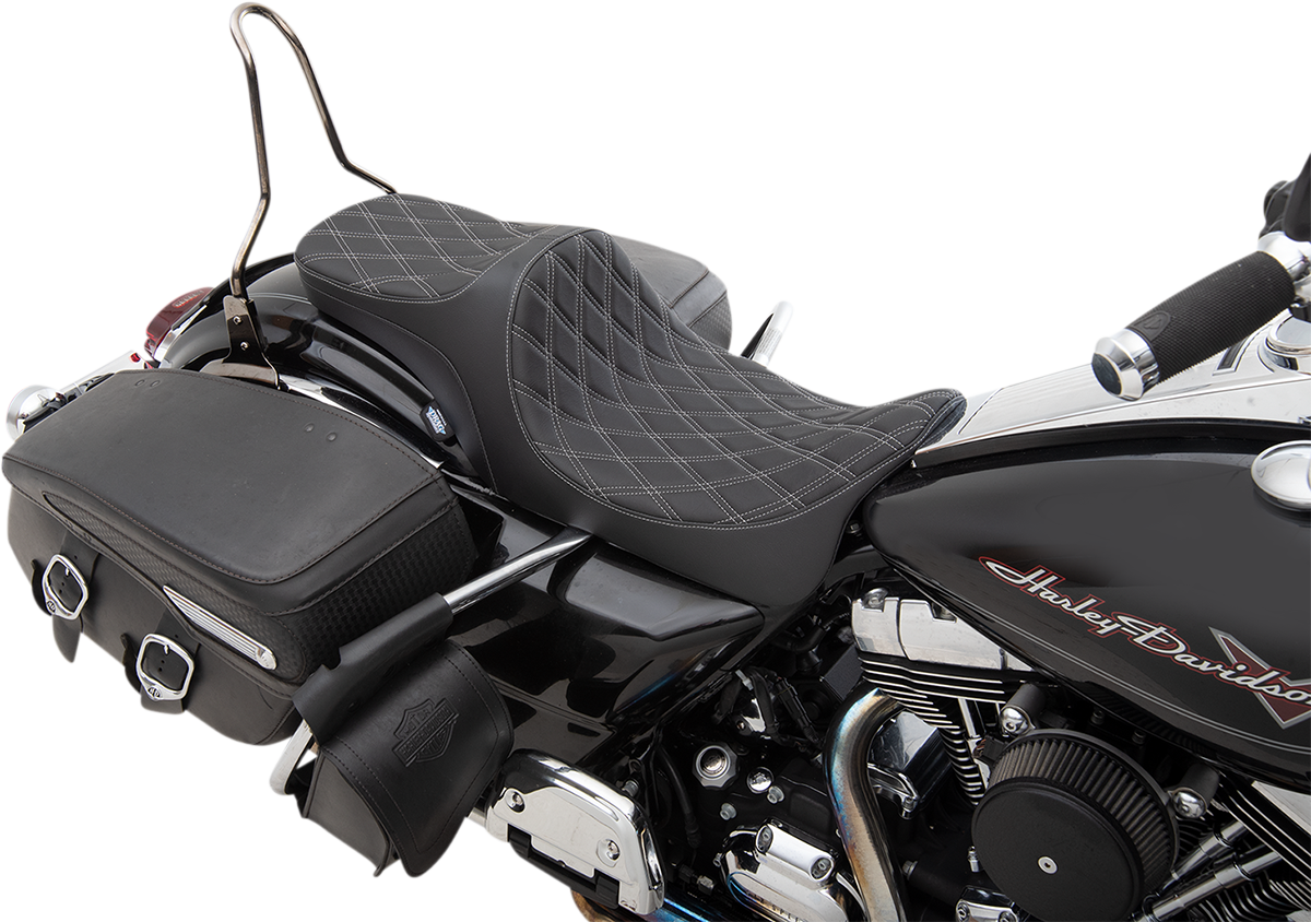 Predator III 2-Up Seat - Double Diamond - Silver Thread - FL '08-'23