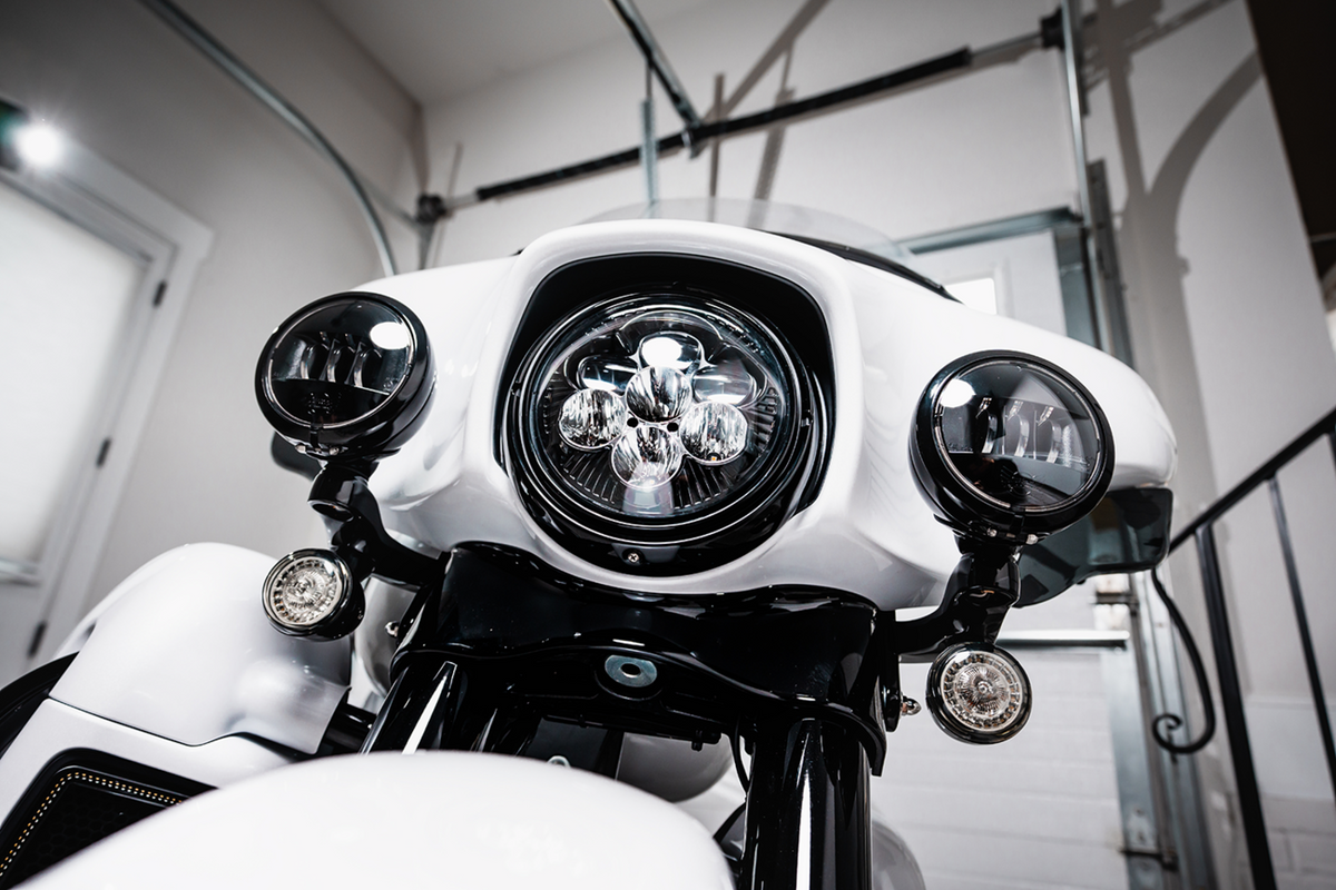 Headlight - Shark Demon® - LED - Color Changing