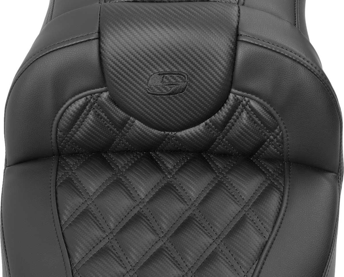 Roadsofa™ Extended Reach Seat - With Backrest - Carbon Fiber - Lattice Stitch - FLTR/FLHX '23-'24