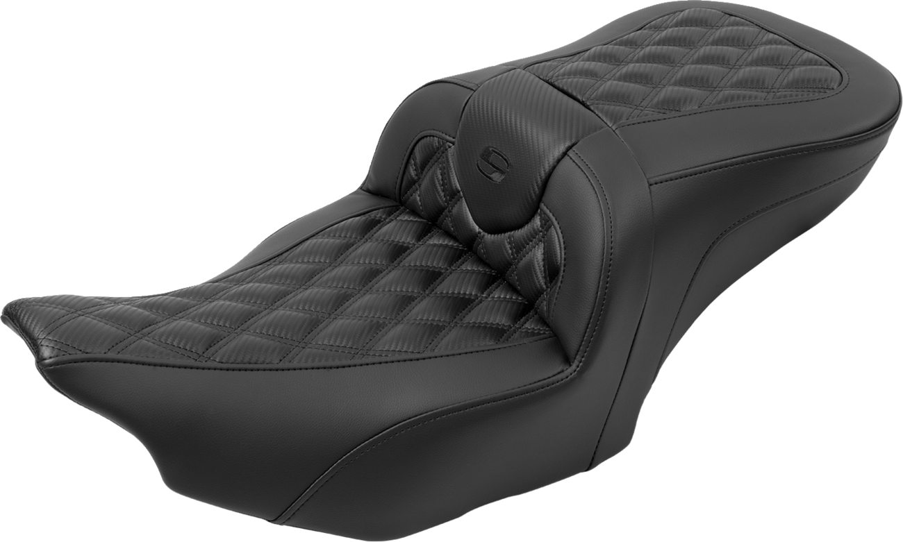 RoadSofa™ Seat - With Backrest - Carbon Fiber - Lattice Stitch - FLTR/FLHX '23-'24
