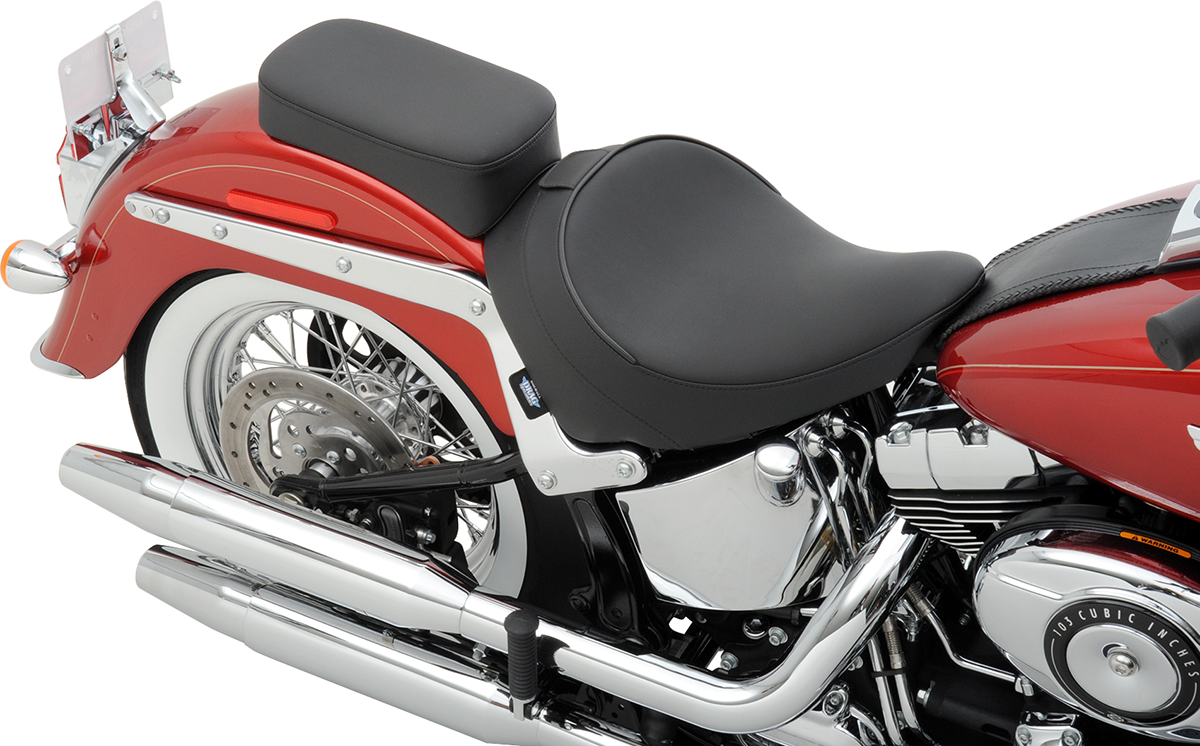 Solo Seat - Smooth - Backrest - FLST '00-'17