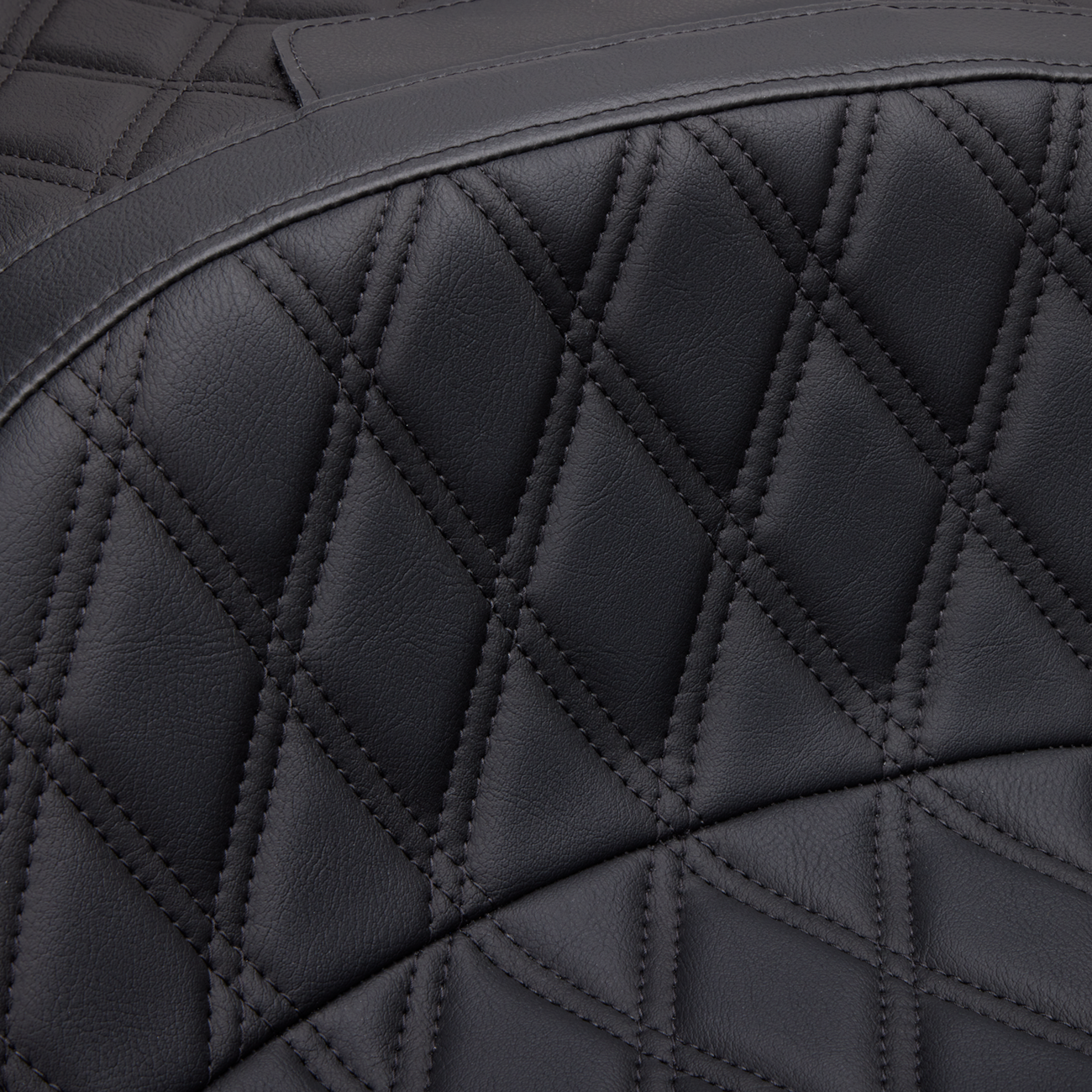 Freedom Seat - Vinyl - Double Diamond Black Stitch - FLH '97-'07
