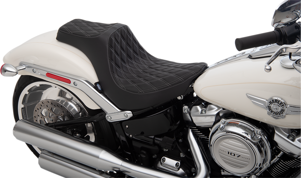 Predator III Seat - Double Diamond - Silver Stitching - FLFB/S '18-'25