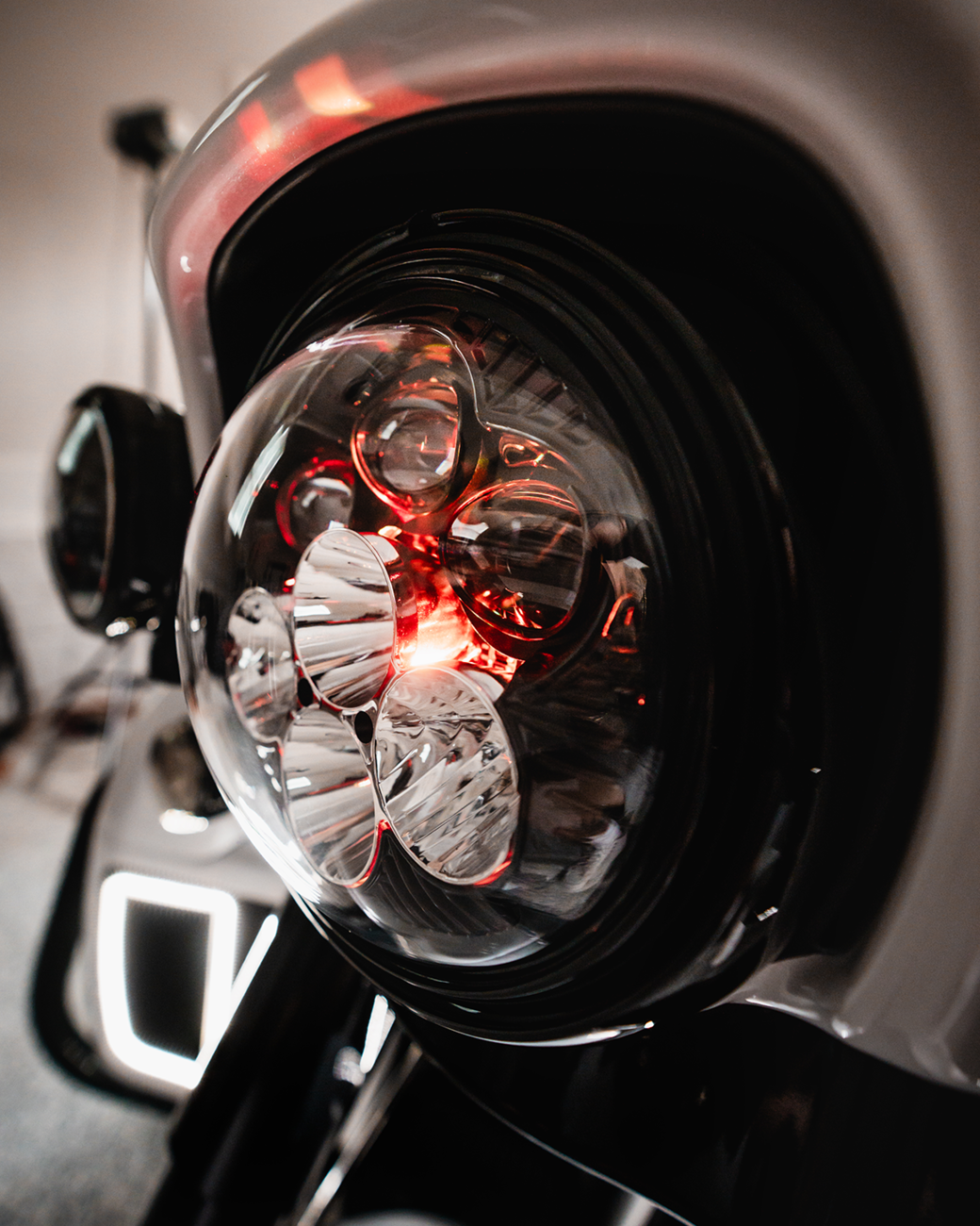 Headlight - Shark Demon® - LED - Color Changing