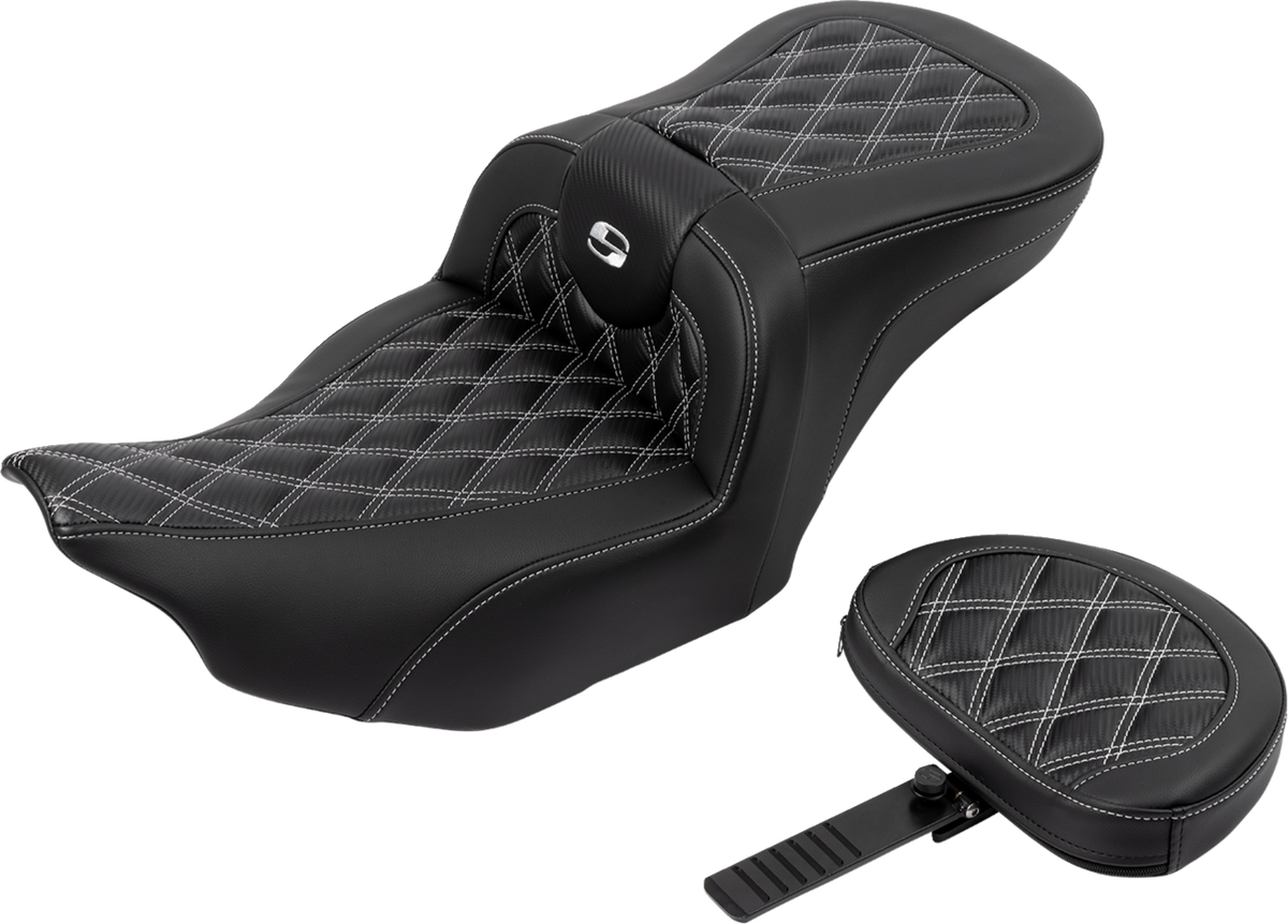 RoadSofa™ Seat - With Backrest - Carbon Fiber - Lattice Stitch - Silver Stitch - FLTR/FLHX '23-'24
