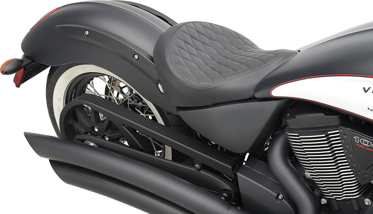 Low-Profile Solo Seat
