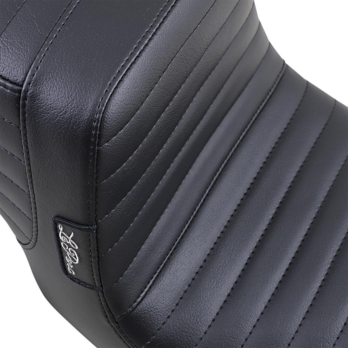 Tailwhip Seat - Pleated - Black - FXD '96-'03