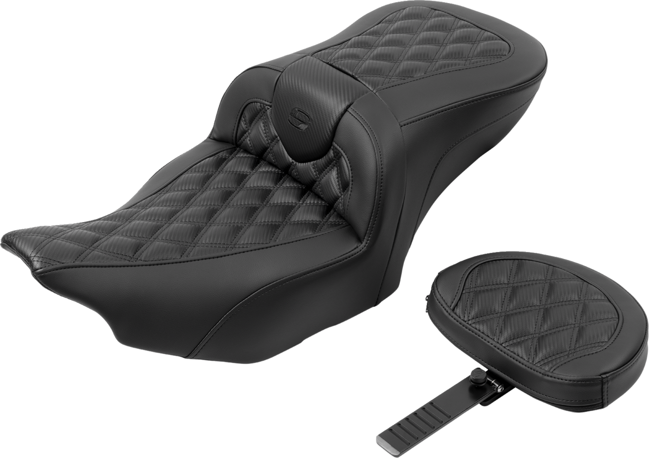 RoadSofa™ Seat - With Backrest - Carbon Fiber - Lattice Stitch - FLTR/FLHX '23-'24