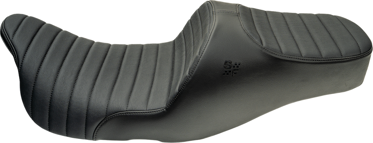 Chariot Seat - Black Classic Stitch - Black Logo - FLH/FLT '09-'23.5