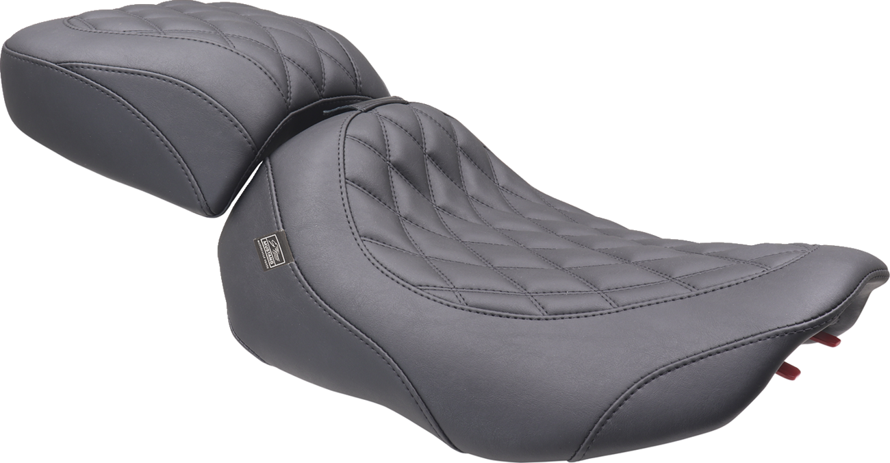 Wide Tripper™ Seat - Solo - Black Stitching - FLT/FLH '23-'25