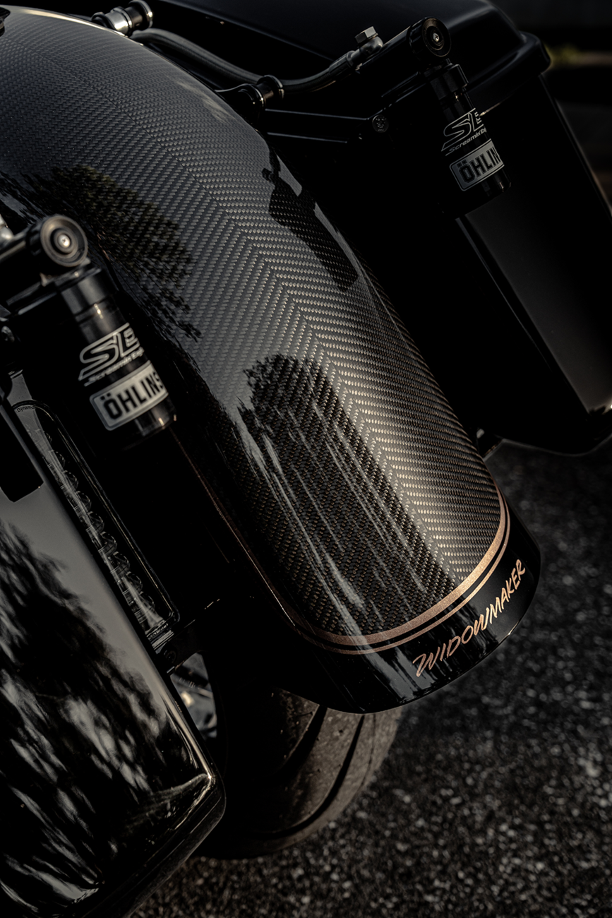 Fender - Rear - Gloss Black