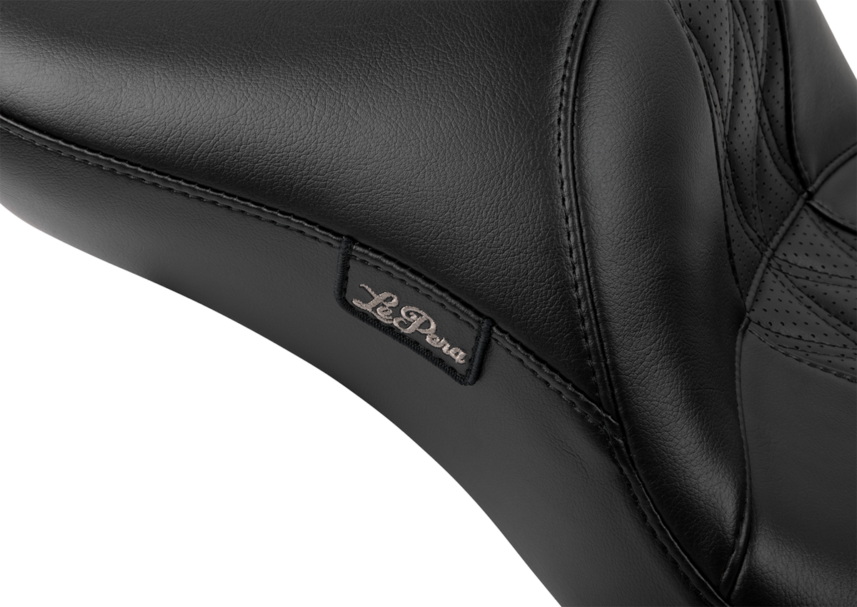 Maverick Daddy Long Legs Seat - Without Backrest - Diamond Stitch - HR2 Inlay - FLH/FLT '23-'25