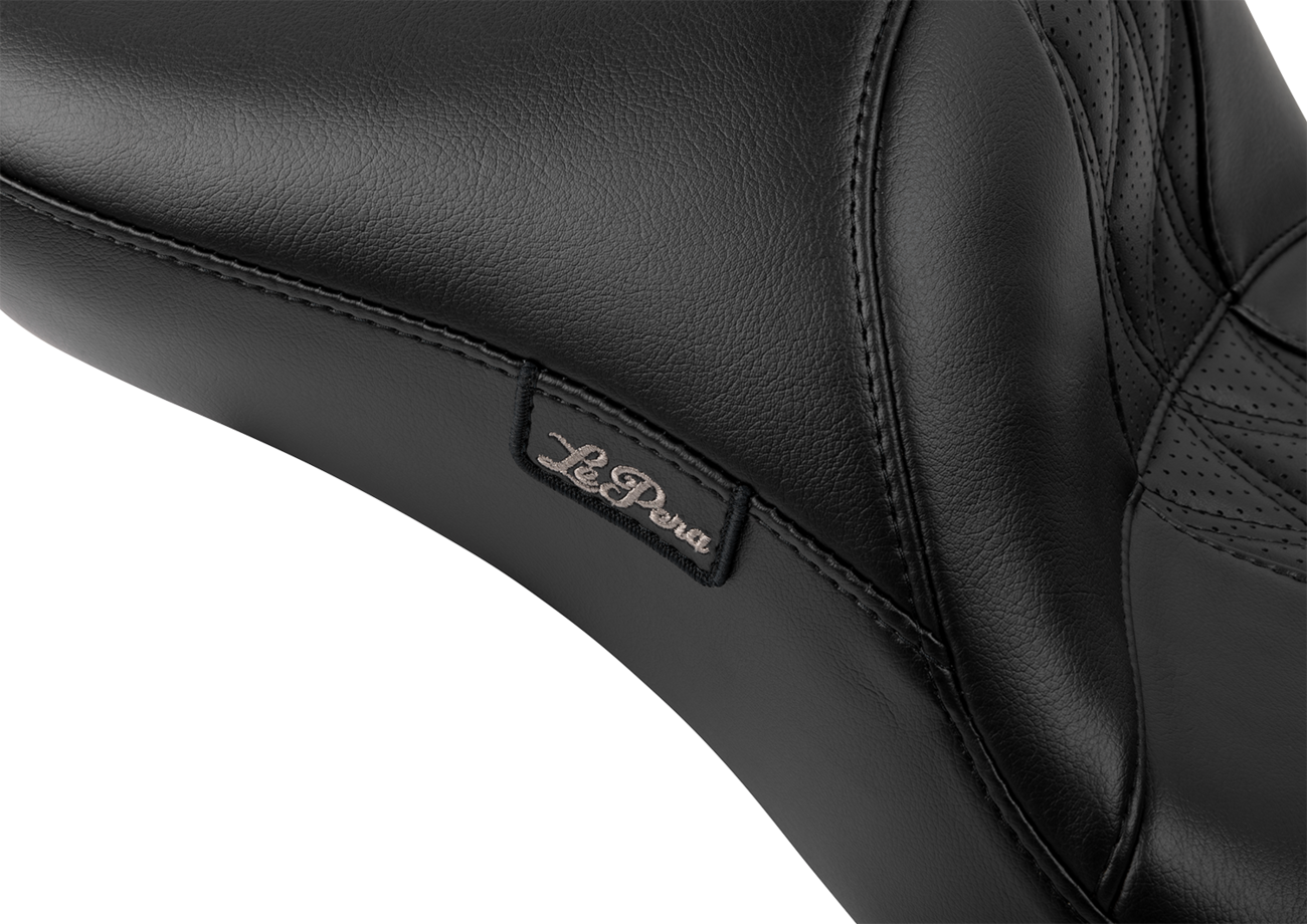 Maverick Daddy Long Legs Seat - Without Backrest - Diamond Stitch - HR2 Inlay - FLH/FLT '23-'25