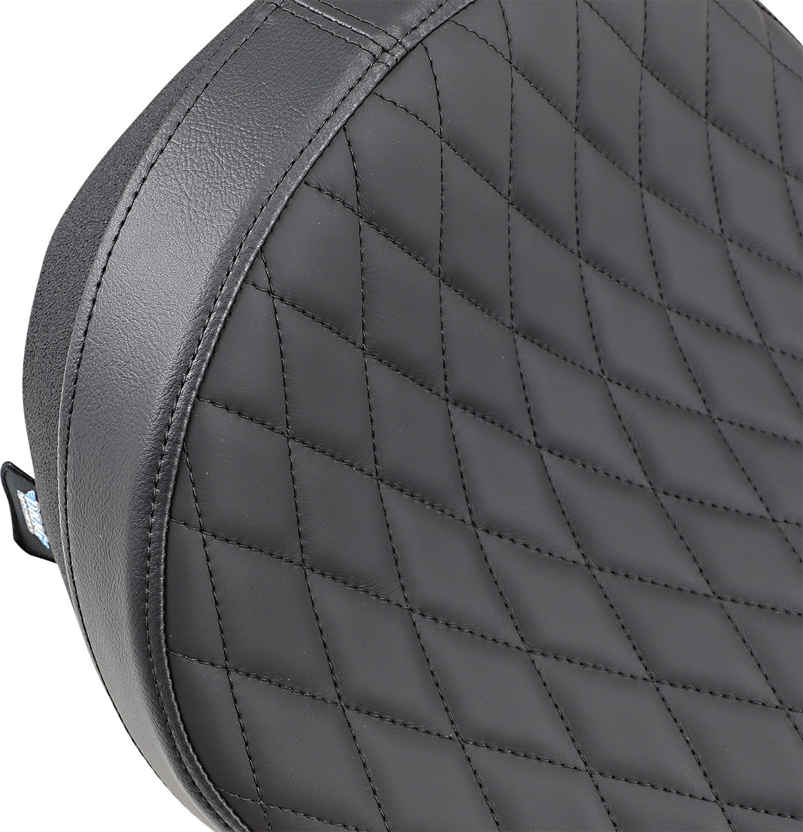 Low-Profile Solo Seat
