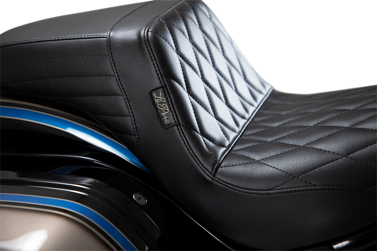 Kickflip Seat - Diamond - Black - Softail '18-'23