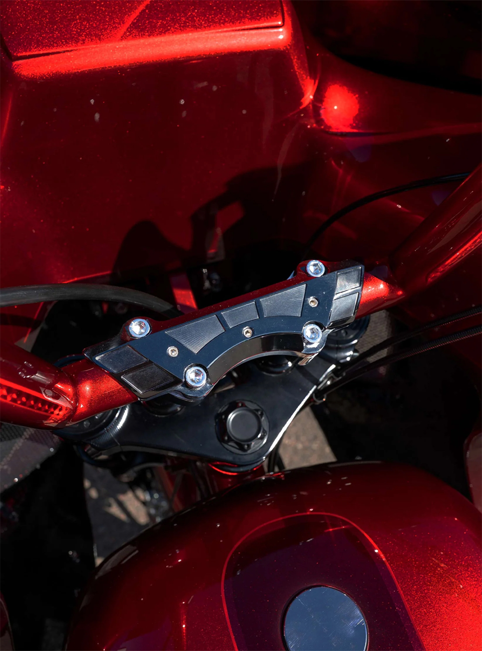 Weld Wing Riser Clamp - 1" - Black
