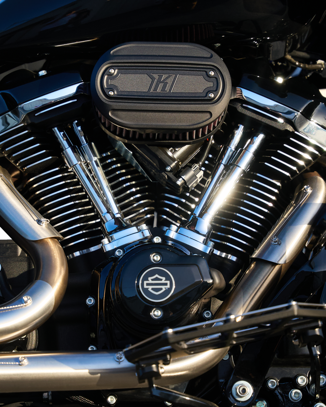 Oval Air Cleaner Kit - Black - Touring/Softail