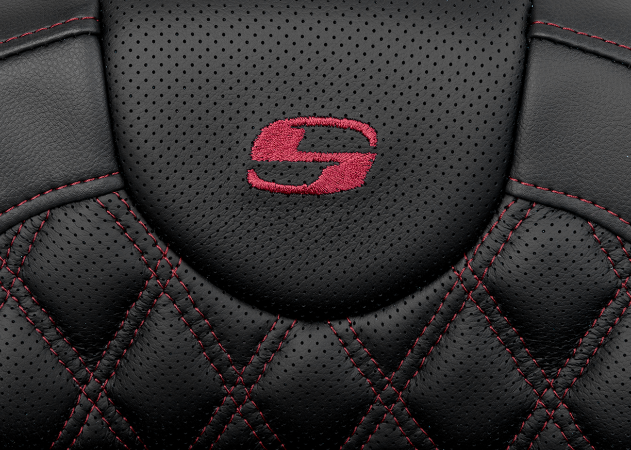 Roadsofa™ Extended Reach Seat - Lattice Stitch - Wine Berry Stitch - With Backrest - FL '08-'24