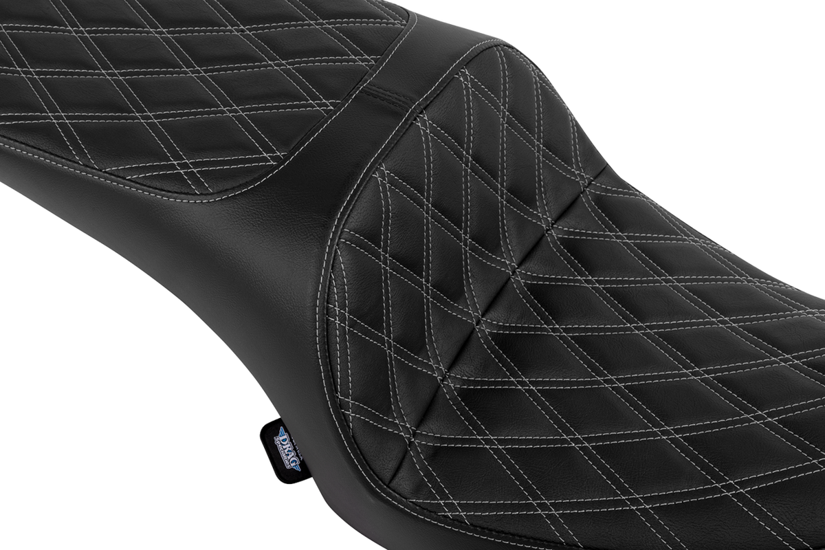 Freedom Seat - Vinyl - Double Diamond Silver Stitch - Challenger '20-'25/Chieftain '25
