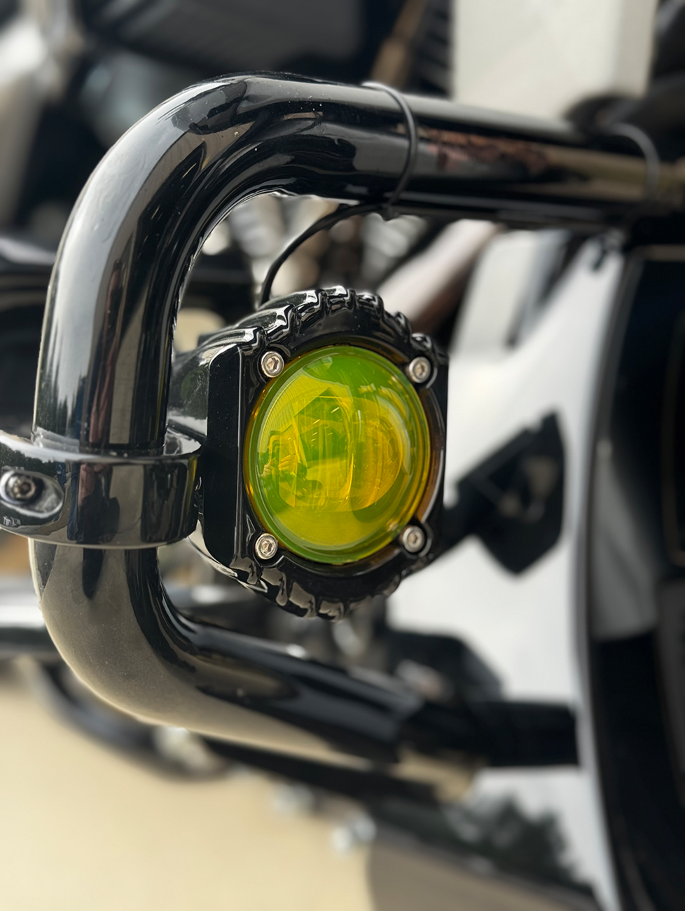 Fog Light - Selective Yellow - Harley-Davidson®