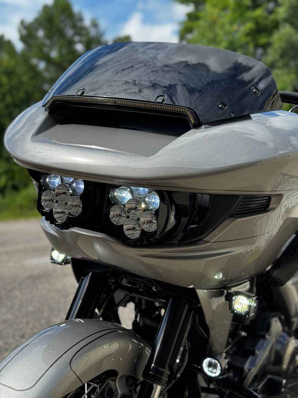 Shark Demon® 2 Headlight Light - W/ Speed Plates