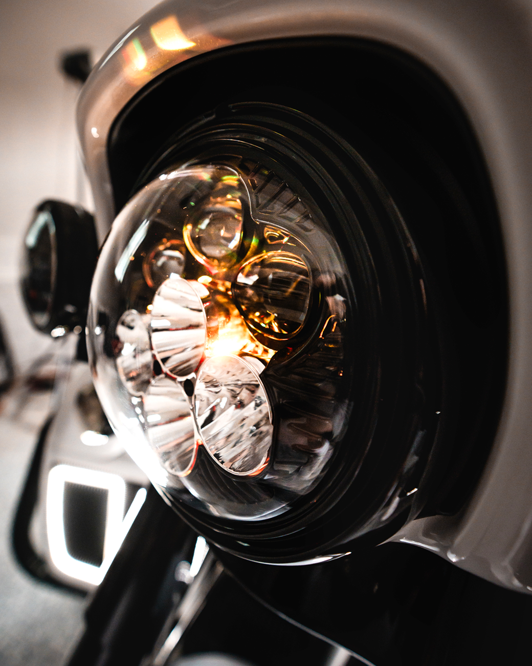 Headlight - Shark Demon® - LED - Color Changing