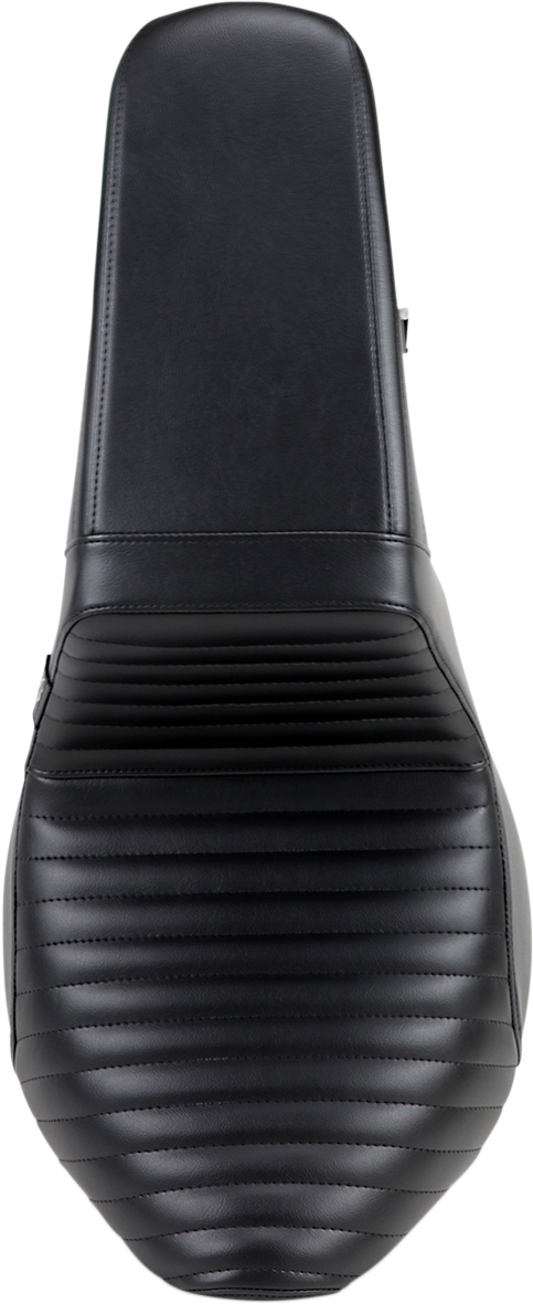 Kickflip Seat - Pleated - Black - Softail '18-'23