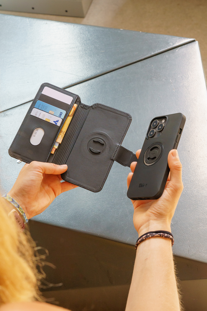 SPC+ Magnetic Flip Cover