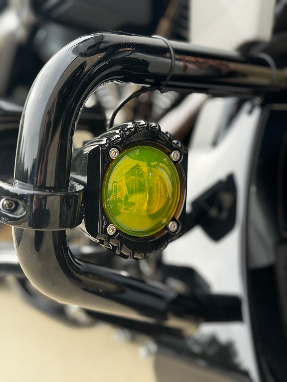 Fog Light - Selective Yellow - Harley-Davidson®