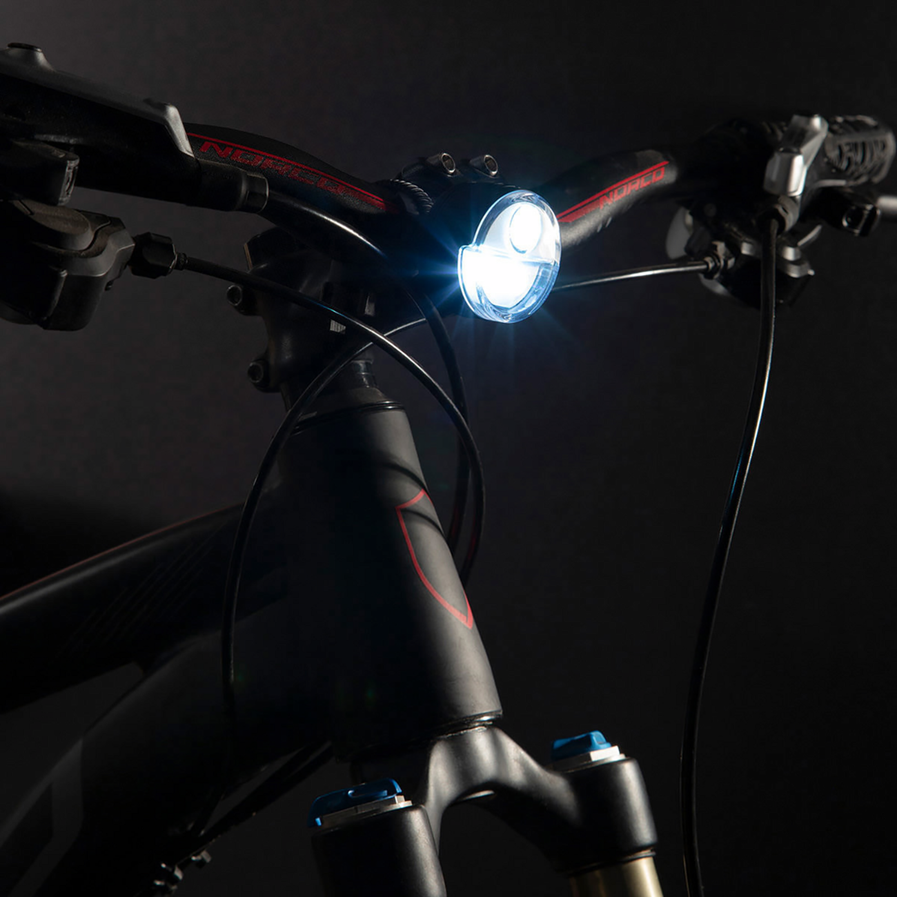 All-Round LED Light - 200 Lm