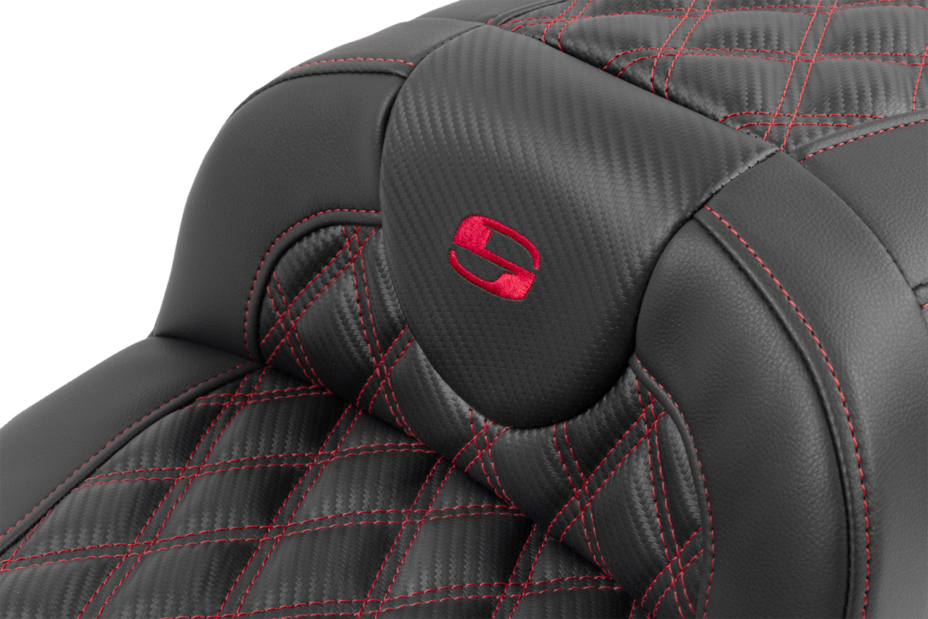 Roadsofa™ Extended Reach Seat - With Backrest - Lattice Stitch - Red Stitch - FLTR/FLHX '23-'24