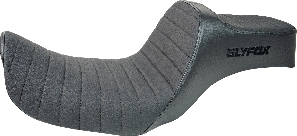 High Noon Seat - Vinyl - Classic Stitch - Black Logo - Dyna '06-'17