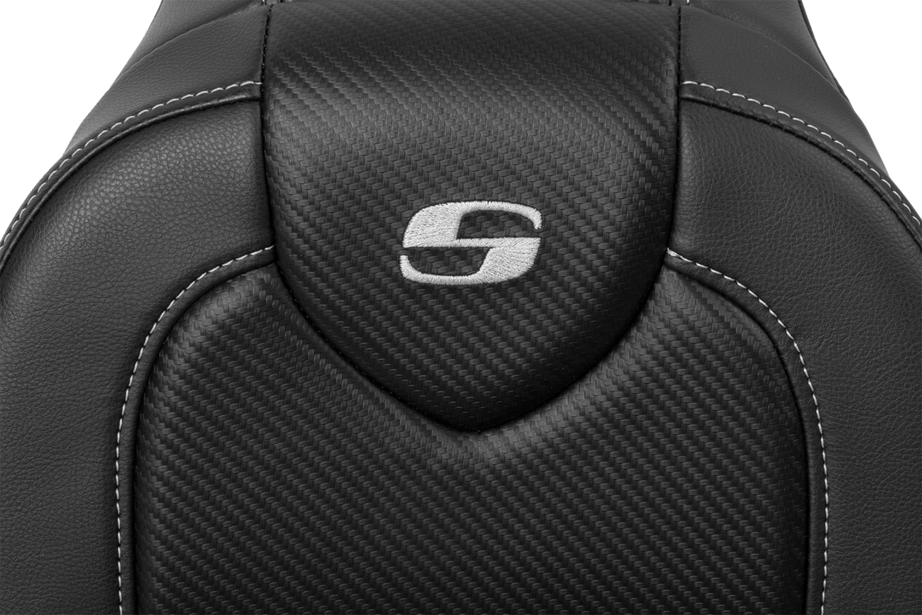 RoadSofa™ - Carbon Fiber - Without Driver Backrest - FXDWG '04-'05