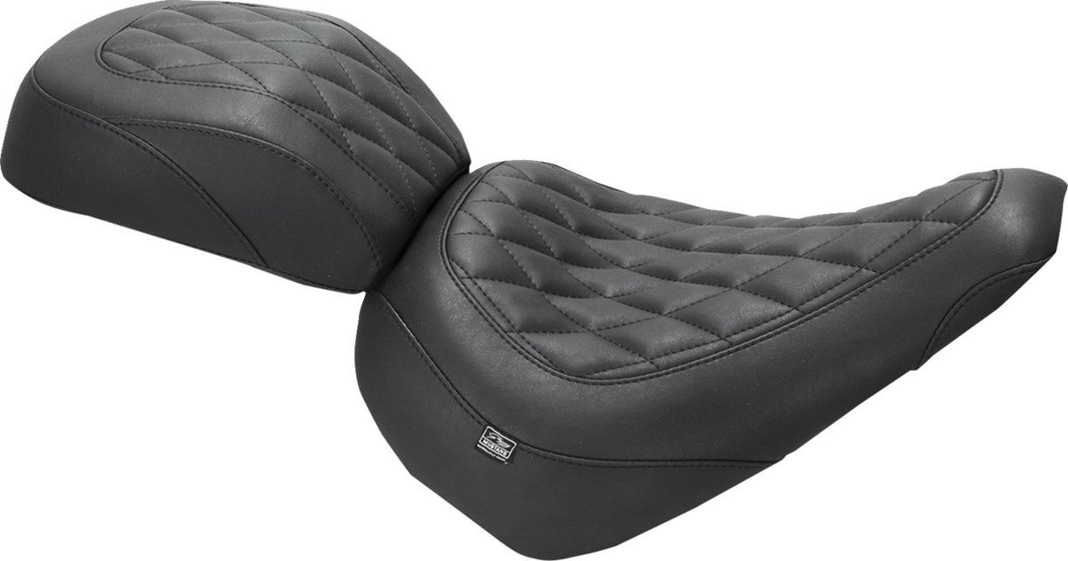 Wide Tripper™ Passenger Seat - Diamond - Black Stitch - FXBR '23-'25