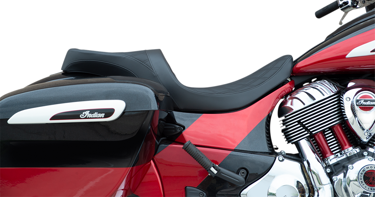 Low Profile Touring Seat - Double Diamond W/ Black Stitching - Indian '14-'22
