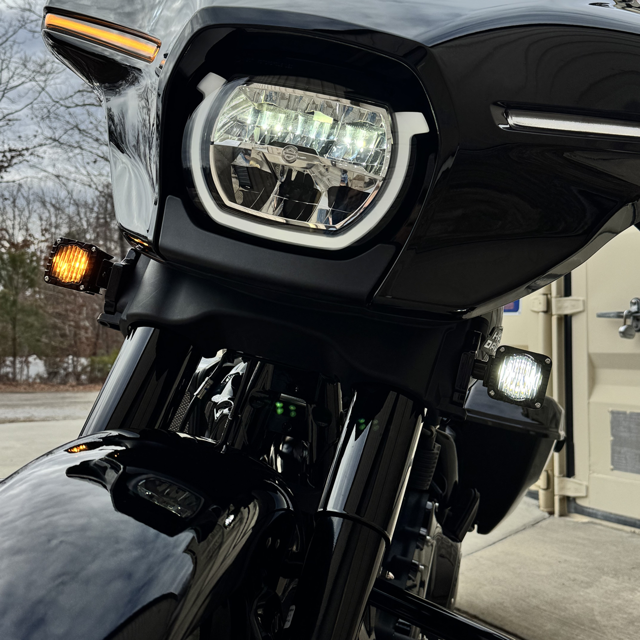 Shark Demon® Turn Signal - LED - Amber/White