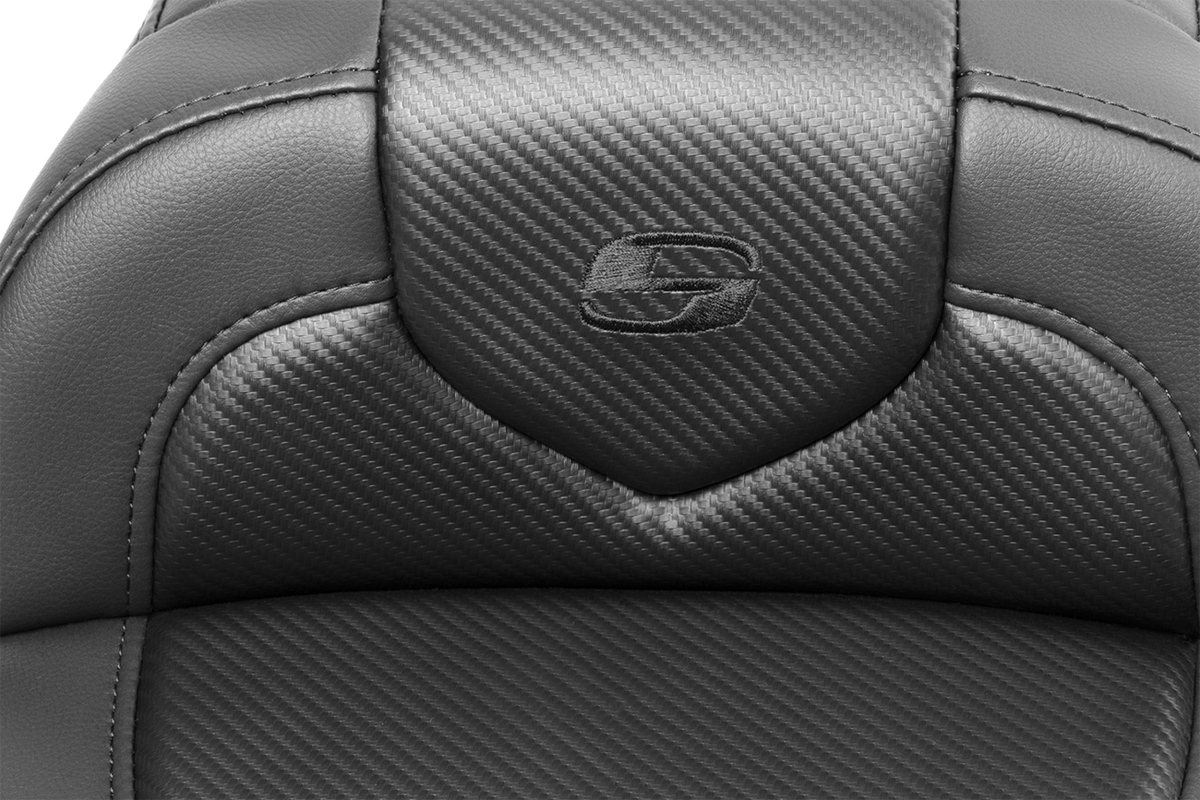 RoadSofa™ Seat - Carbon Fiber - Without Backrest - FLTR/FLHX '23-'24