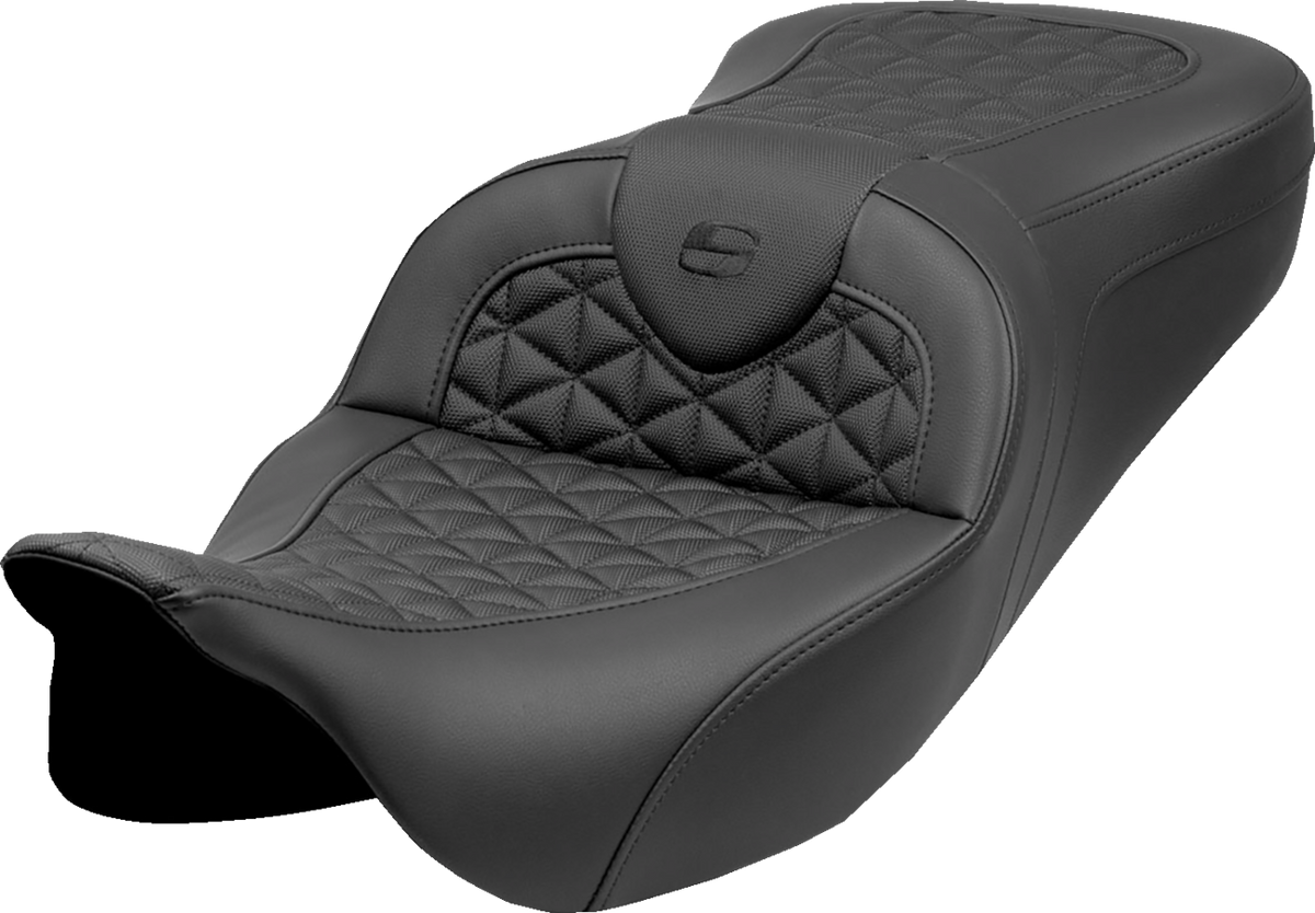 RoadSofa™ Tri Gripper Seat - Standard Reach - W/O Backrest - FLH/FLT '08-'25